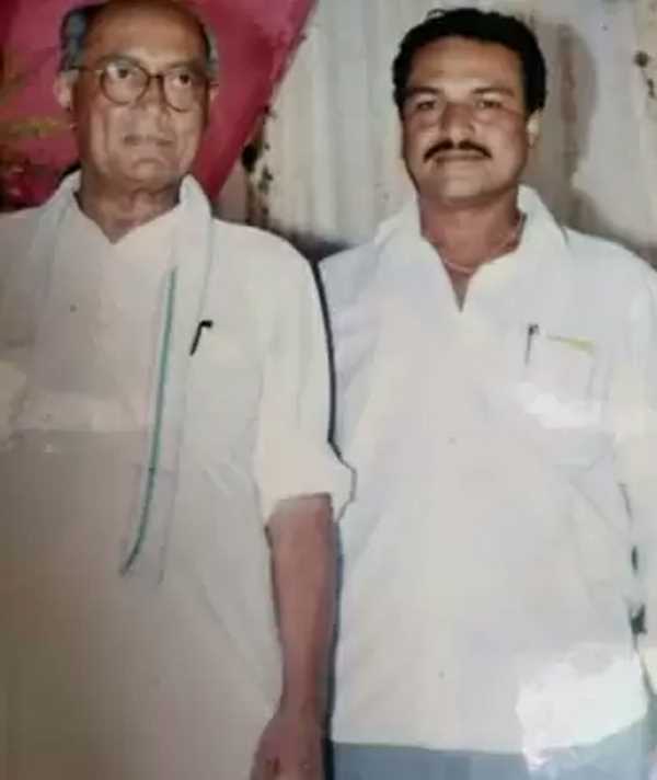 वन अपराधी के साथ सामने आई तस्वीरों पर भाजपा ने दिग्विजय परिवार को घेरा